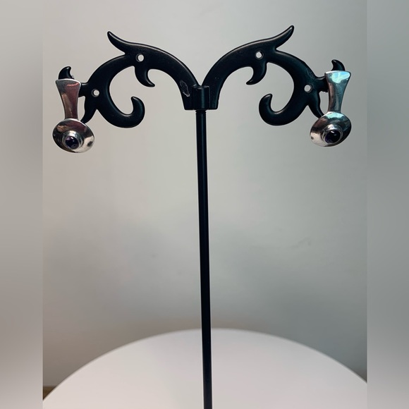 Silpada - Shube Vintage Petite Rare Sterling Silver & Amethyst Post Earrings - Picture 7 of 16